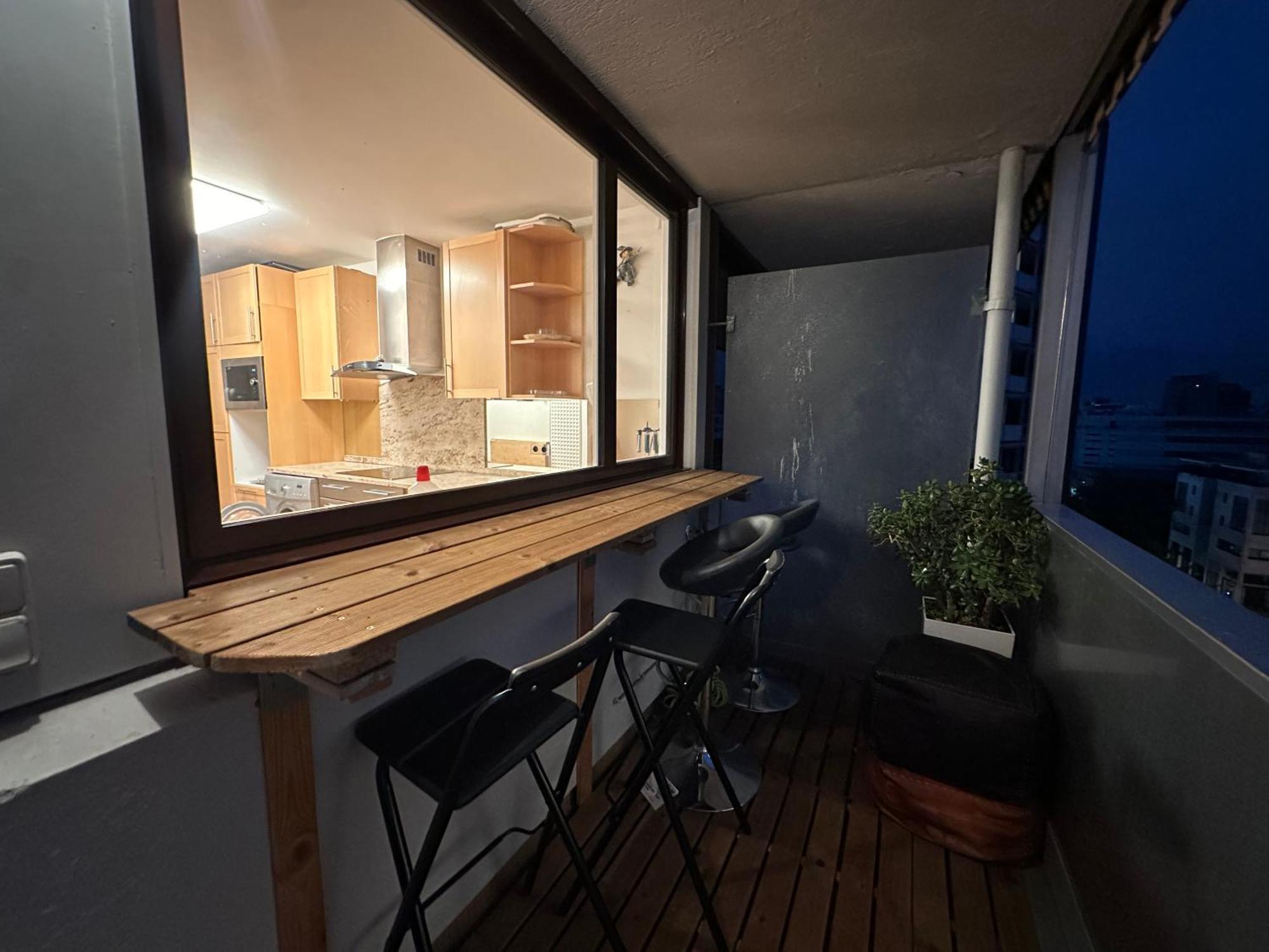 Tour Eiffel Two-bathroom Two-bedroom Loggia Spacious Quiet Brand-new Apartment Paris