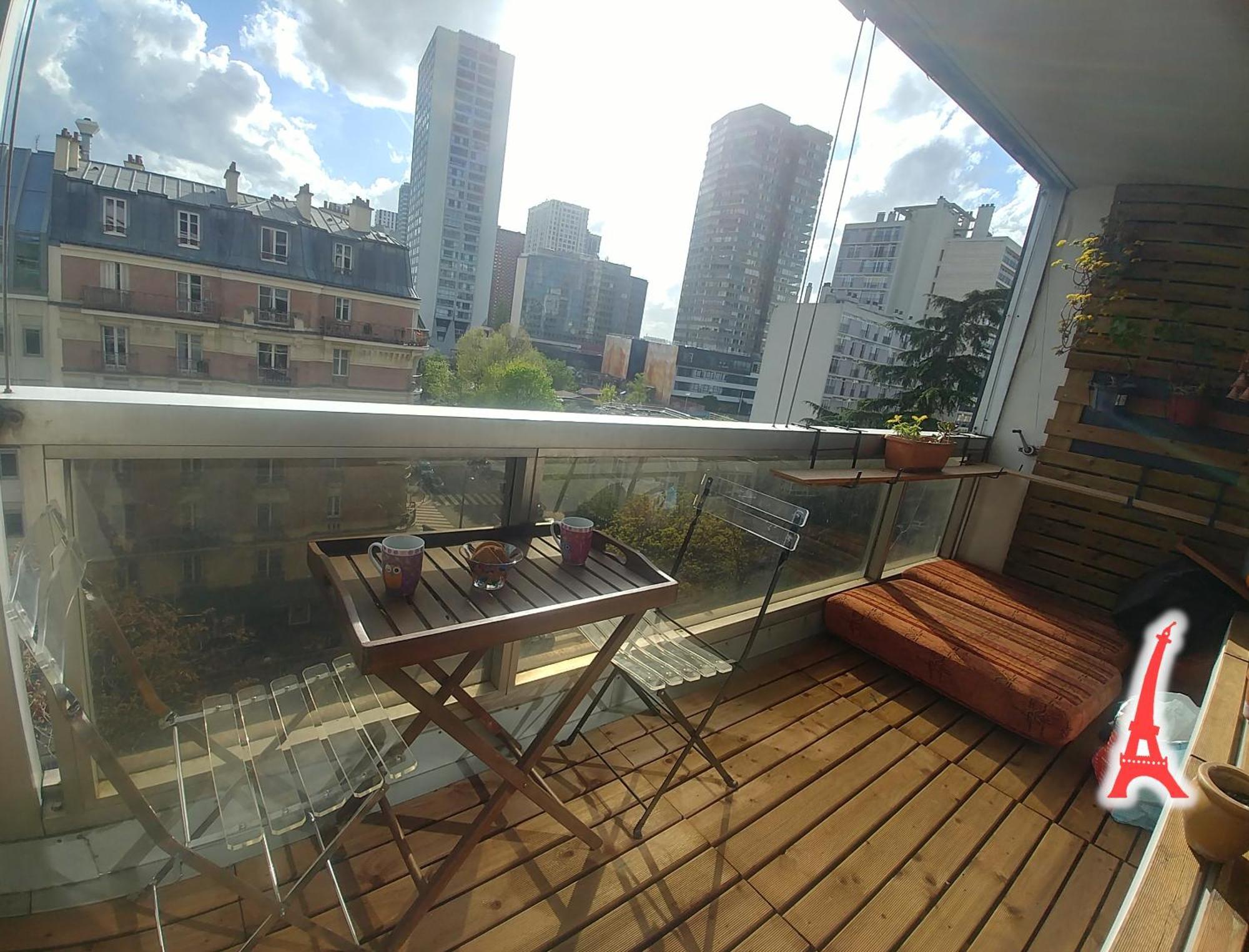 Tour Eiffel Two-bathroom Two-bedroom Loggia Spacious Quiet Brand-new Paris